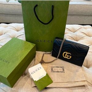 Gucci crossbody bag.